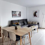 Apartamento En Roses Con Parking Y Piscina